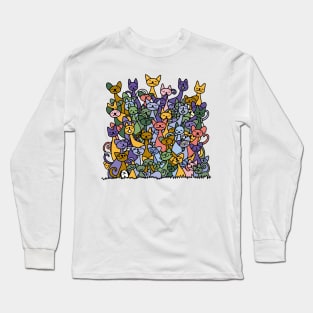 doodle cats pile Long Sleeve T-Shirt